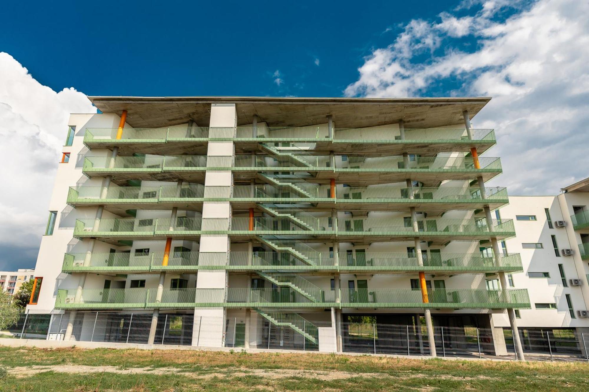 Roots One - Lakeview Escape With Balcony & Parking Bucureşti Exterior foto