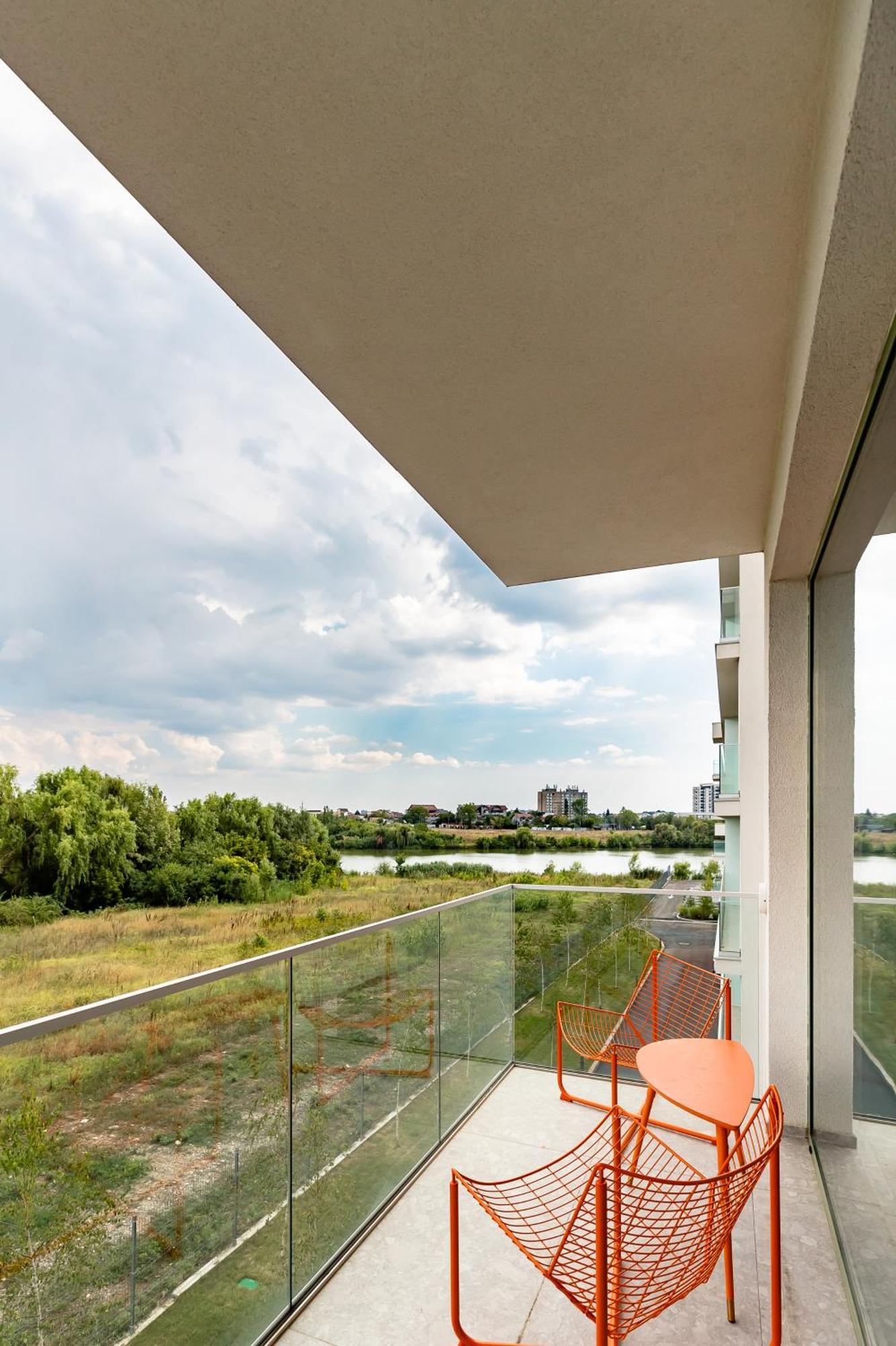 Roots One - Lakeview Escape With Balcony & Parking Bucureşti Exterior foto